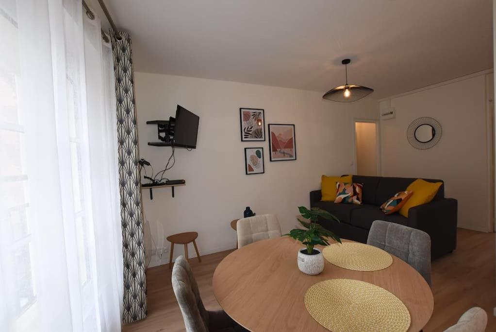 Le Luca, Hyper Centre, Type 2, 4 Personnes Apartment Рен Екстериор снимка